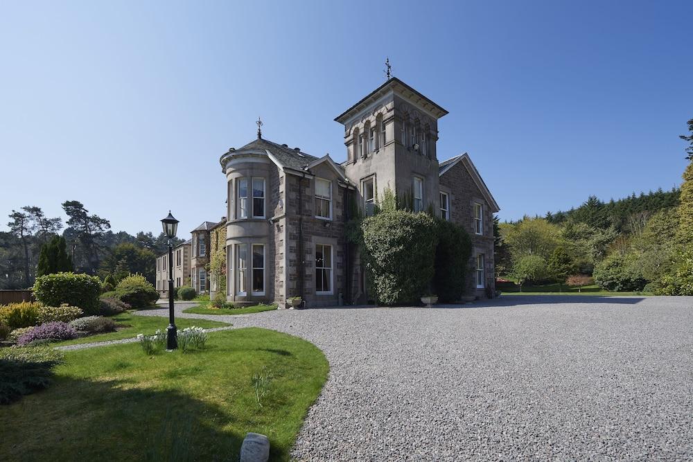 Loch Ness Country House Hotel Inverness Exterior photo