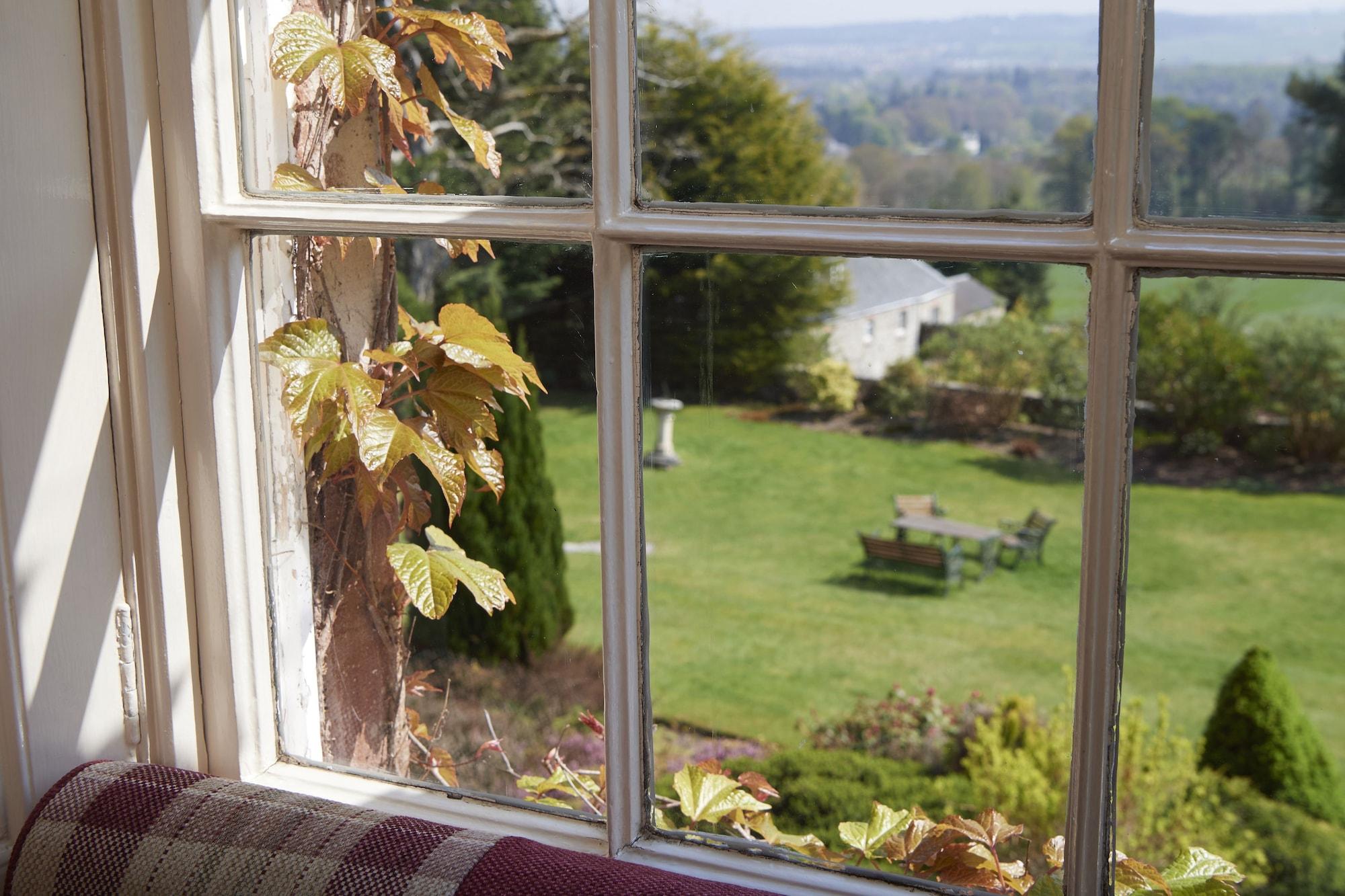 Loch Ness Country House Hotel Inverness Exterior photo