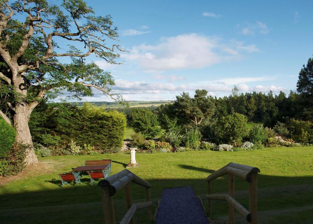 Loch Ness Country House Hotel Inverness Exterior photo